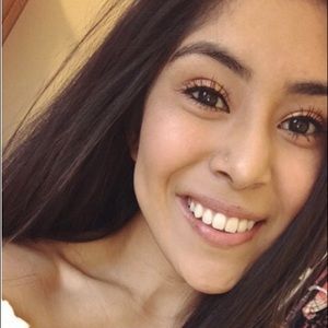 Meet your Posher, Addie